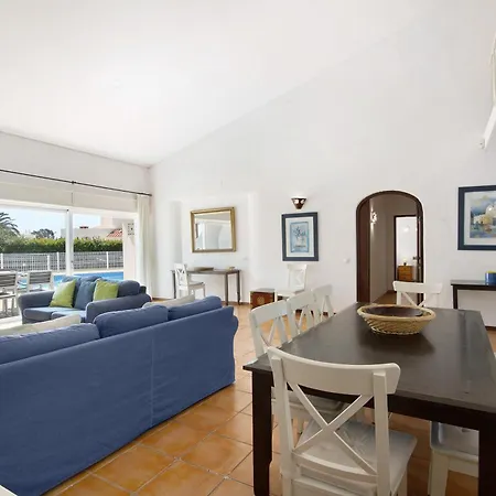 Aveiros אלבופיירה